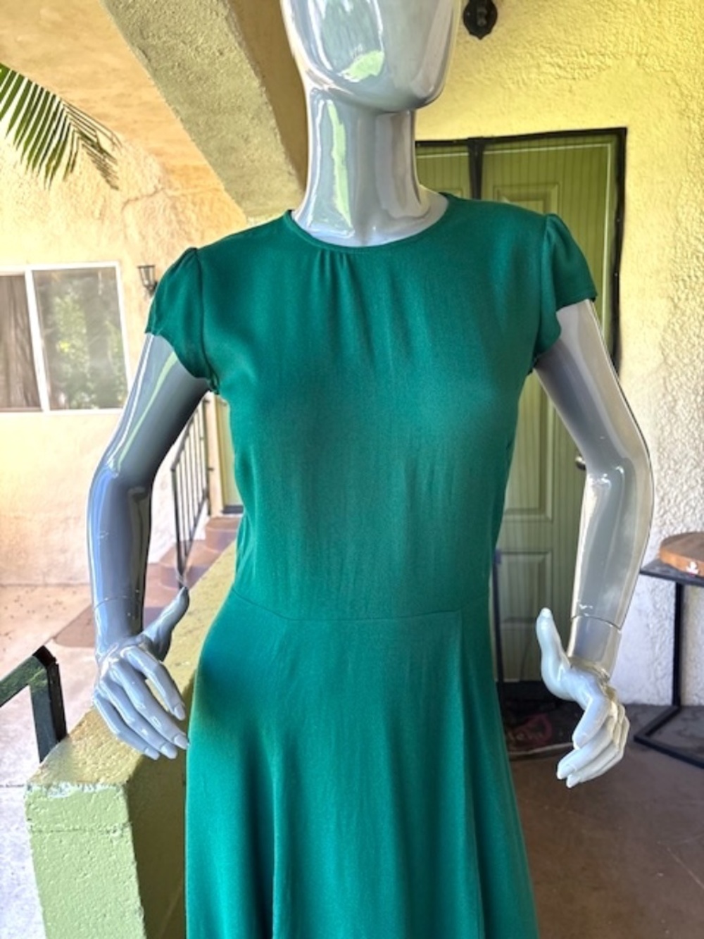 REFORMATION Gavin Cap-Sleeve Midi Dress w/ Cutout Back EUC/sz 4 - Picture 6 of 15